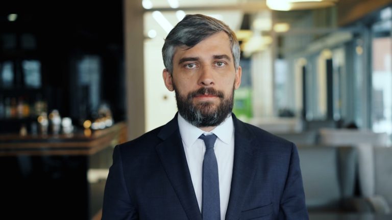 Импорт товаров из Китая: как правильно оформить сертификацию и избежать проблем на таможне